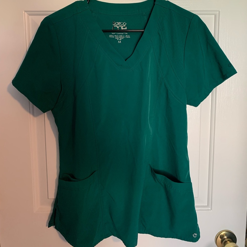 Barco One Scrubs